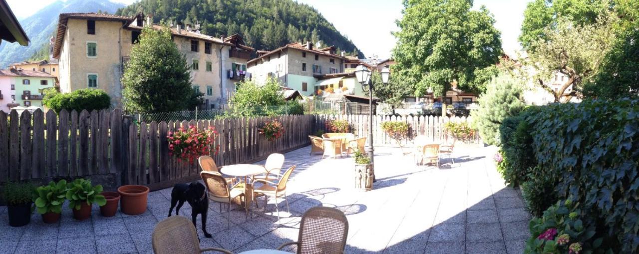 Albergo Garni Cavento Pinzolo Ngoại thất bức ảnh
