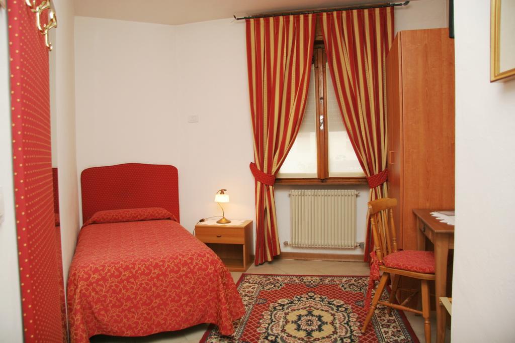 Albergo Garni Cavento Pinzolo Ngoại thất bức ảnh